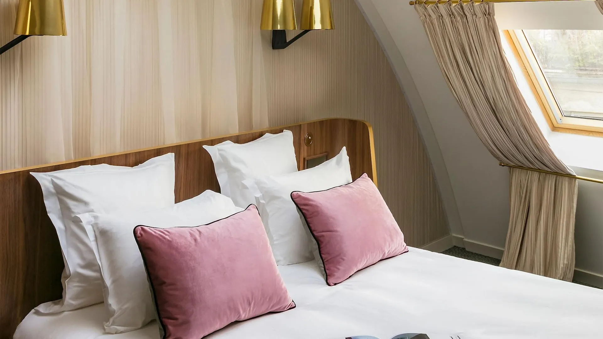 Maison Albar - Le Pont-neuf Hotel 5*